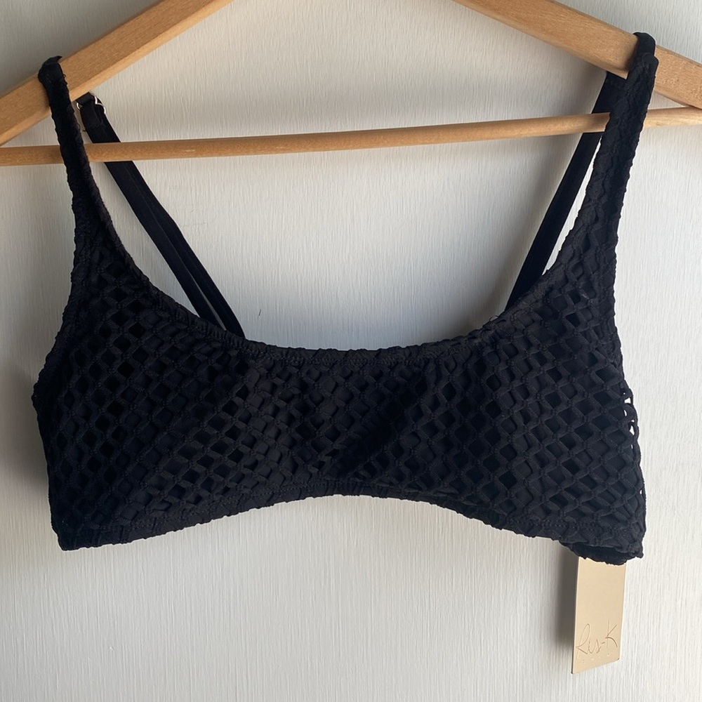 Ris-K Swim Fishnet Bikini Top NWT Black size L pull on style adjustable straps